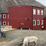Haugen Svalbard * Longyearbyen