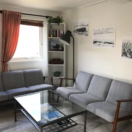 Haugen Svalbard * Longyearbyen