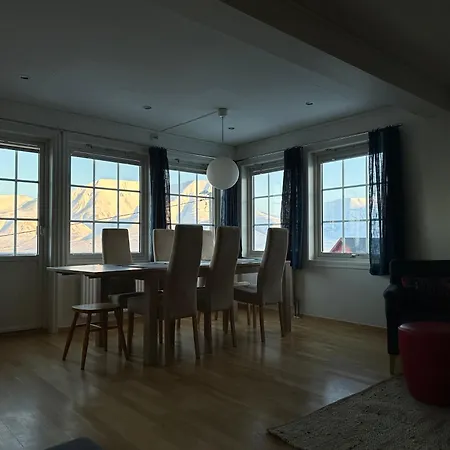 Haugen Svalbard Longyearbyen