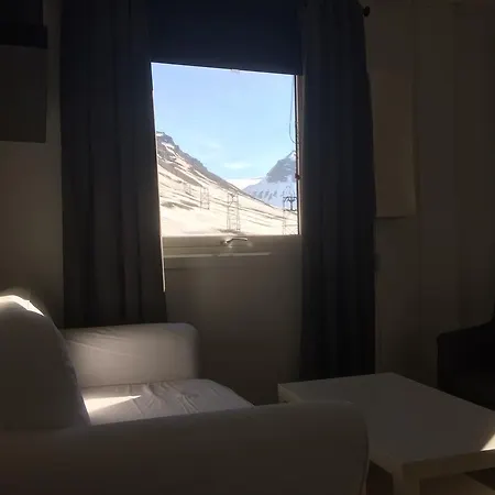 Haugen Svalbard Vendégház *