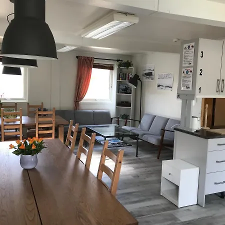 Guest house Haugen Svalbard *